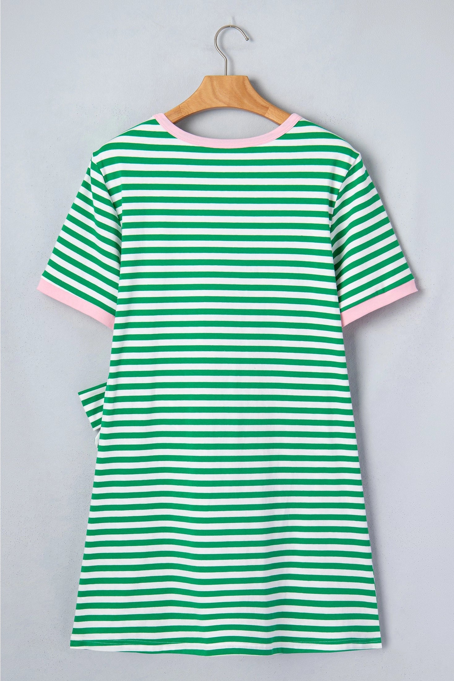 Crafted from a soft, high-stretch cotton blend.
Bold stripes make a statement, beautifully framed by contrast trim at the neckline and sleeves.
The self-tie waist detail lets you cinch and shape for a flattering fit that's uniquely yours.
Pair it with white sneakers for a casual weekend look or slip on sandals for a breezy, laid-back vibe that feels both put-together and relaxed.&nbsp;
Delicate wash, hang to dry.