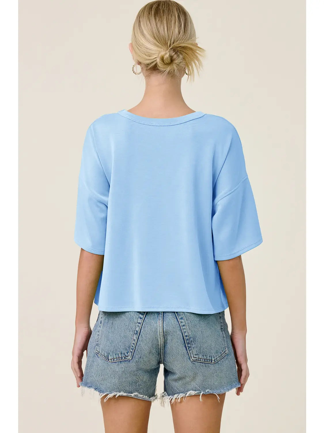 Scuba Oversized Dolman Top.

Relaxed &amp; drapey fit.
Pair with high rise jeans, pants, leggings.
50% Modal, 47%Polyester, 3% Spandex
Cool delicate wash, lay flat to dry, NO dryer
Made by Charlotte Avery