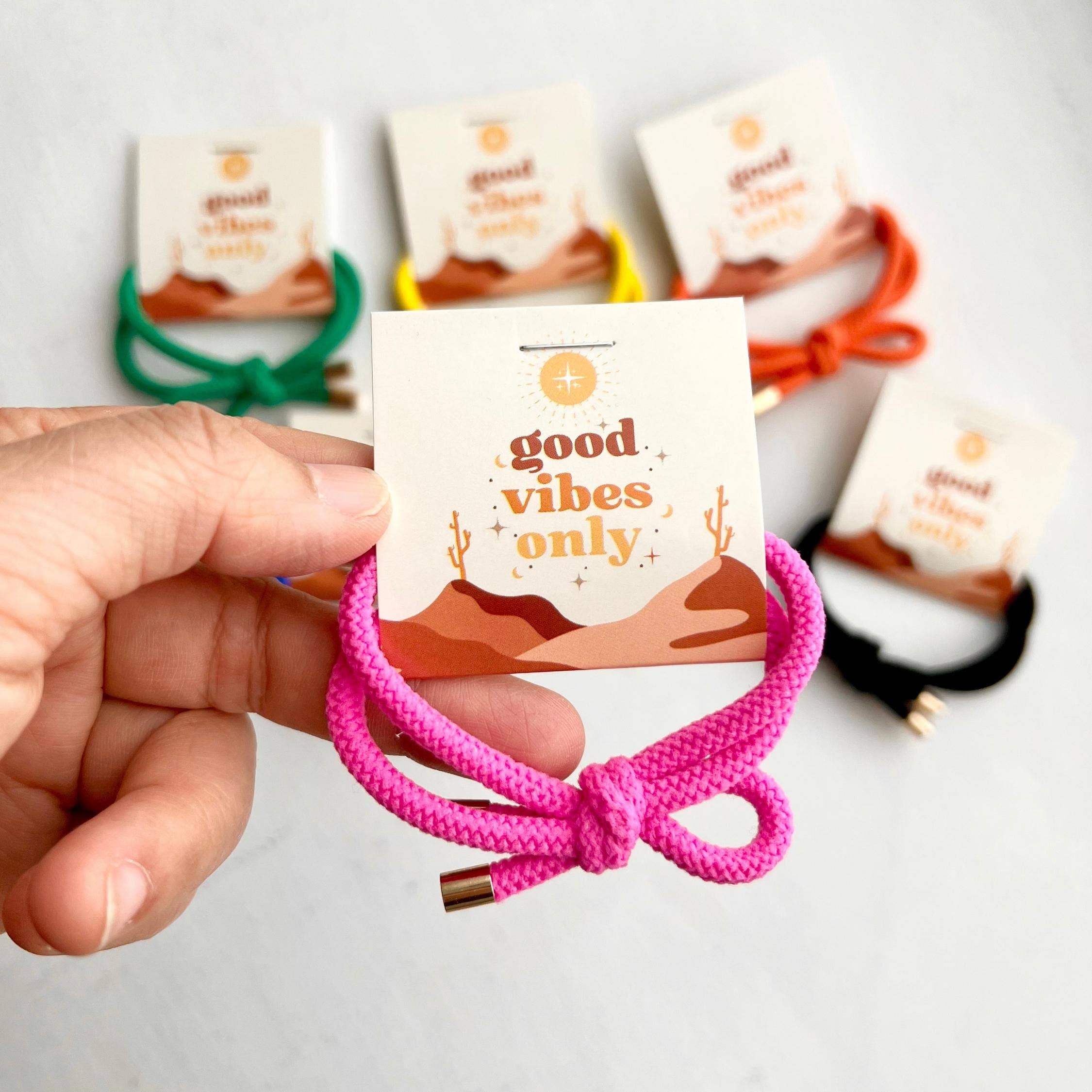 Good Vibes Hair Ties in assorted colors

strong and sturdy go-to elastic hair ties