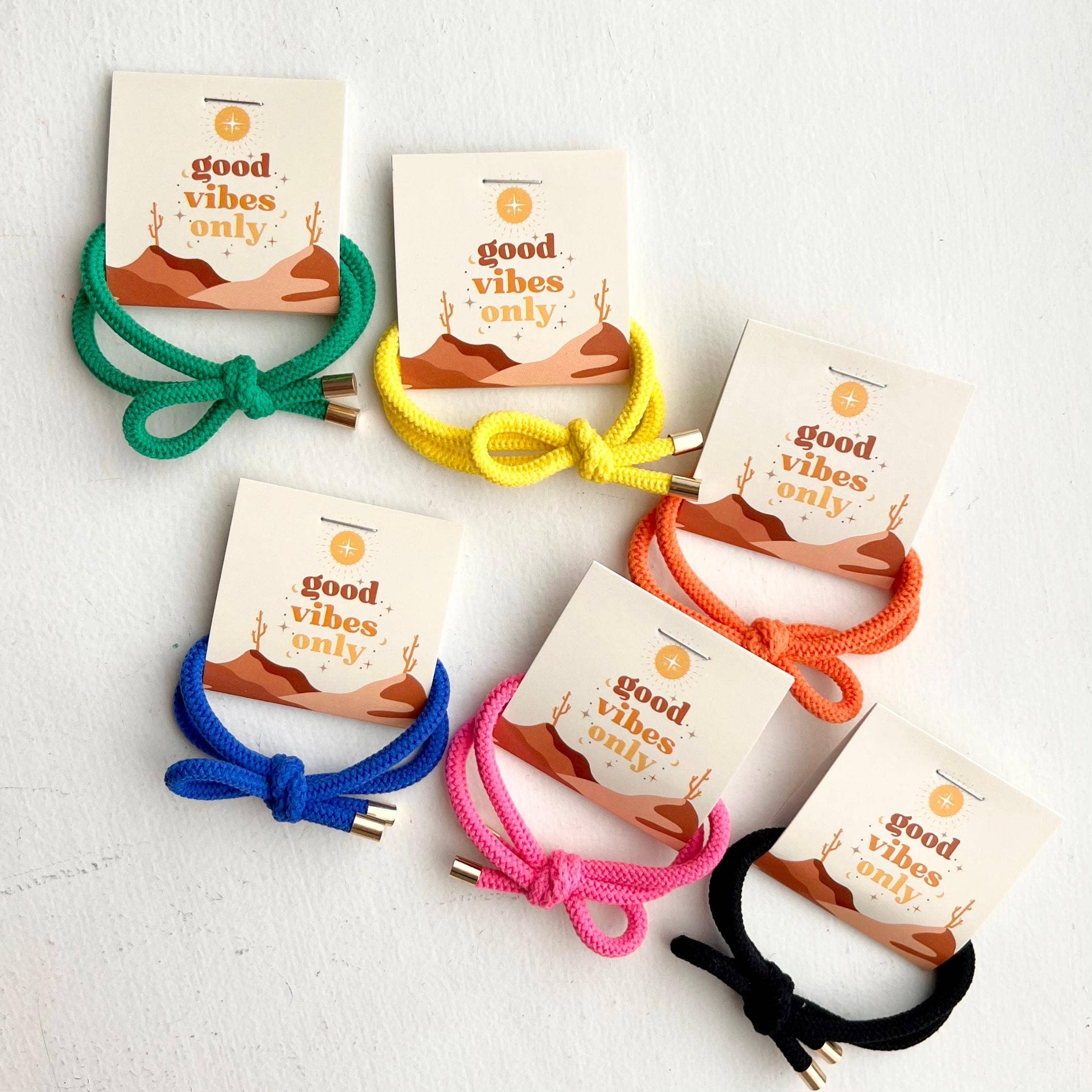 Good Vibes Hair Ties in assorted colors

strong and sturdy go-to elastic hair ties