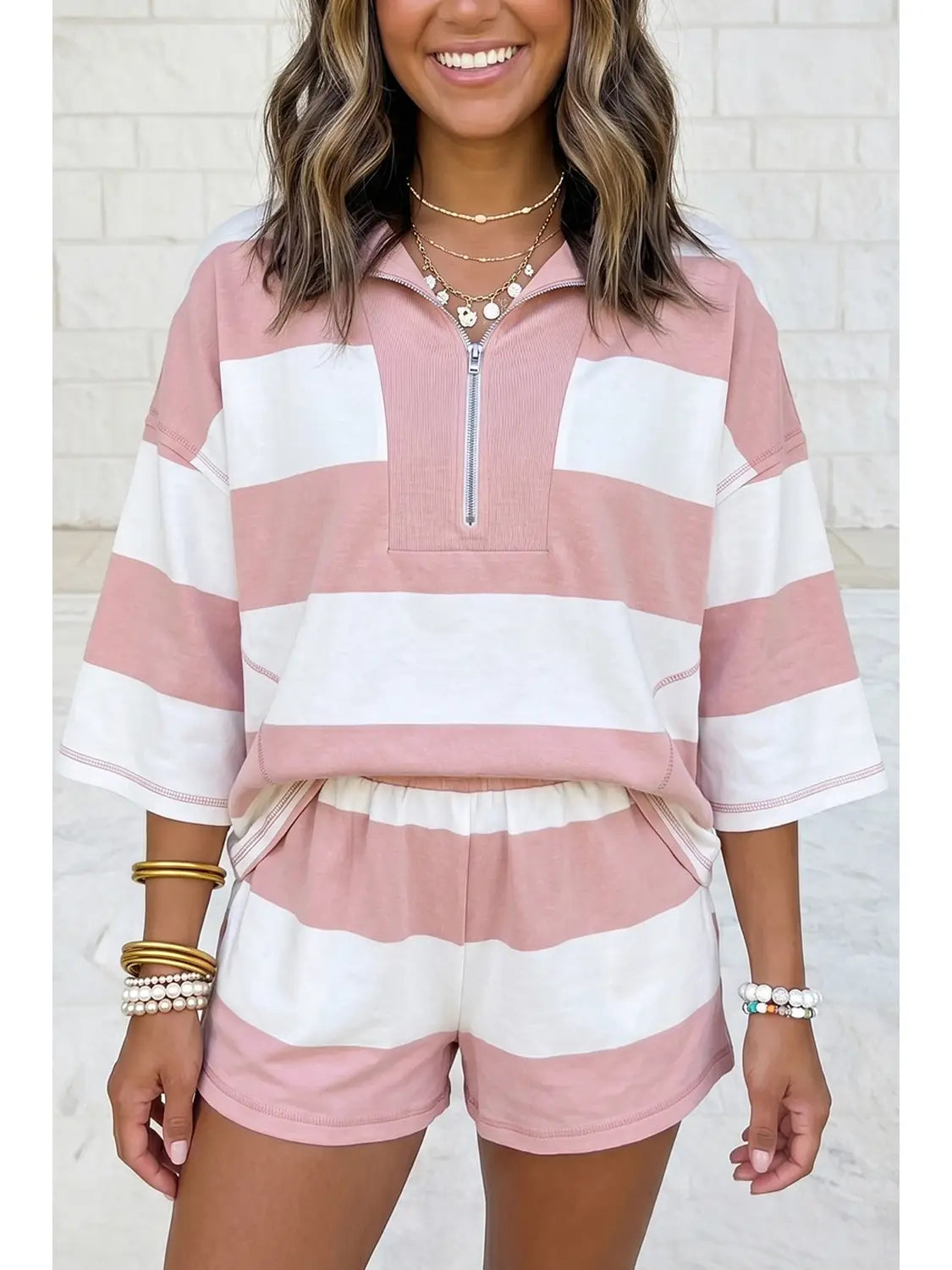 3 Quarter striped skort set.

Charming two-piece set that effortlessly blends preppy style with everyday comfort.
95% Cotton, 5% Elastene
Wash Cold, tumble dry low.