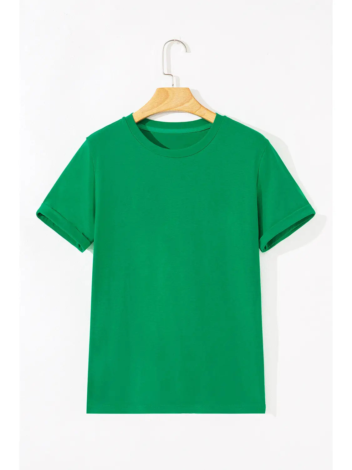 Short sleeve soft T-Shirt.

Crafted from a soft breathable polyester/cotton/spandex blend.
True to size.&nbsp;
Delicate wash, hang to dry.